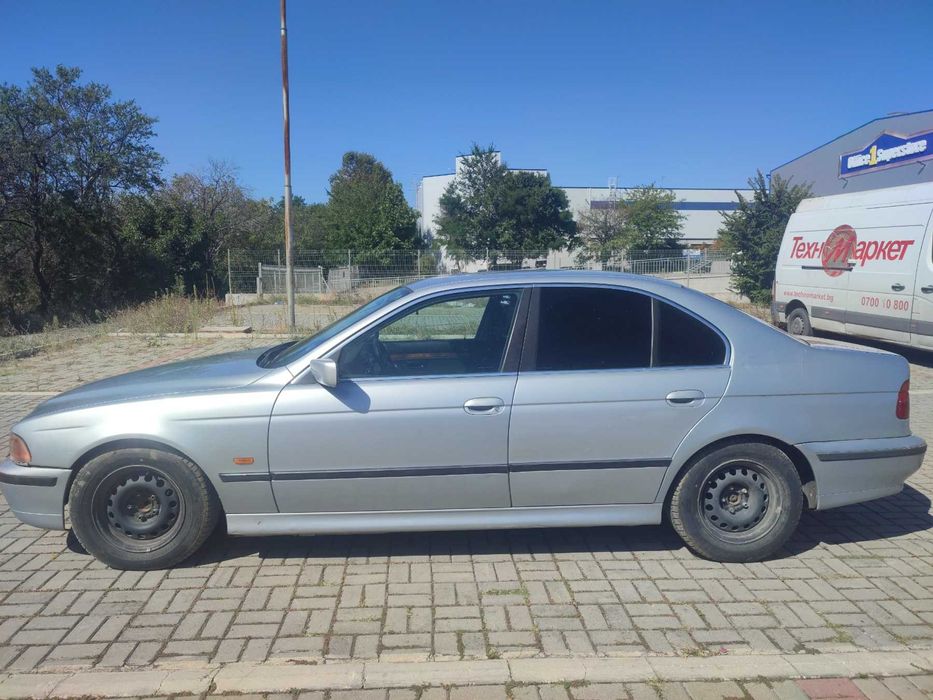 На части: BMW E39 520I M52B20 150кс.