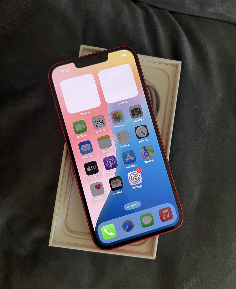 Iphone 14 128GB RED Като Нов