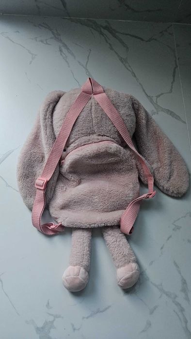 Rucsăcel pentru o Anastasia