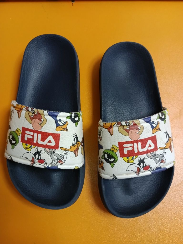 Fila чехли N 32 - 13 лв