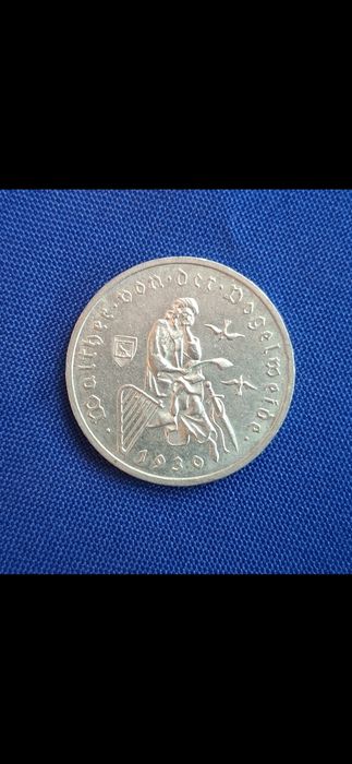 Монета 3 марки 1930 года.