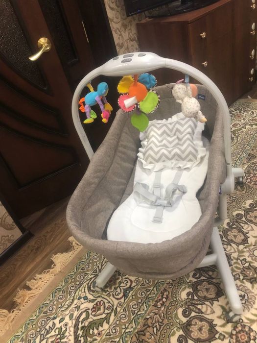 Люлька-стульчик фирма Chicco