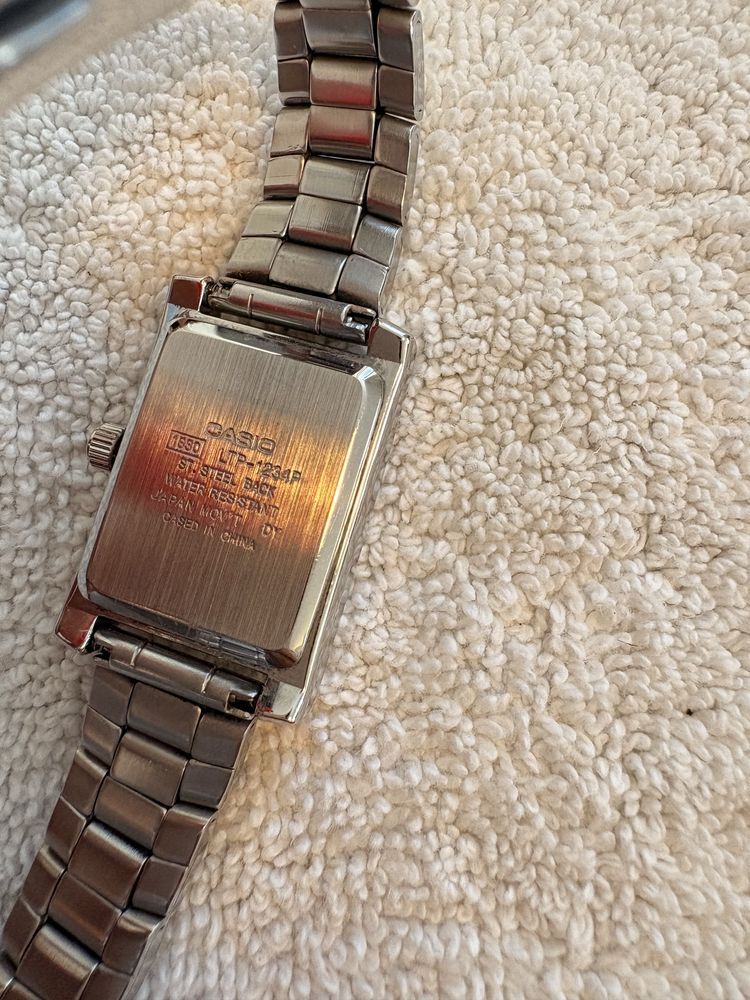 Оригинален Дамски часовник Casio