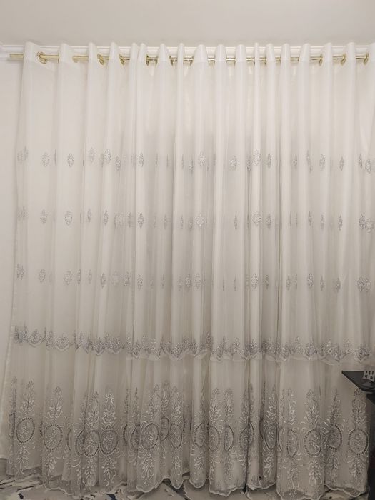 7 метр перде 3 метр карнизге жыйналган артында жылтыр атластан защитн