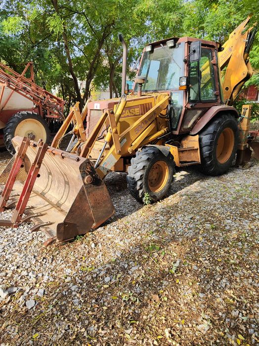 Комбиниран Багер case 580