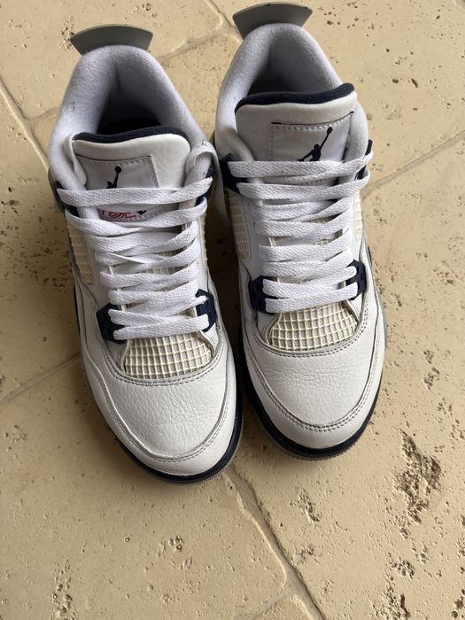 Air Jordan 4 Midnight Navy