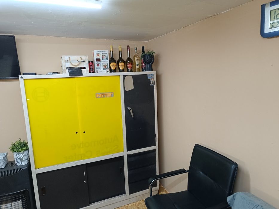 Дава се под наем Промишлена сграда в София, Красна поляна 3 - 200 кв.м за 24480 € - Снимка #11