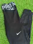 Дамски спортен клин : NIKE PRO XS