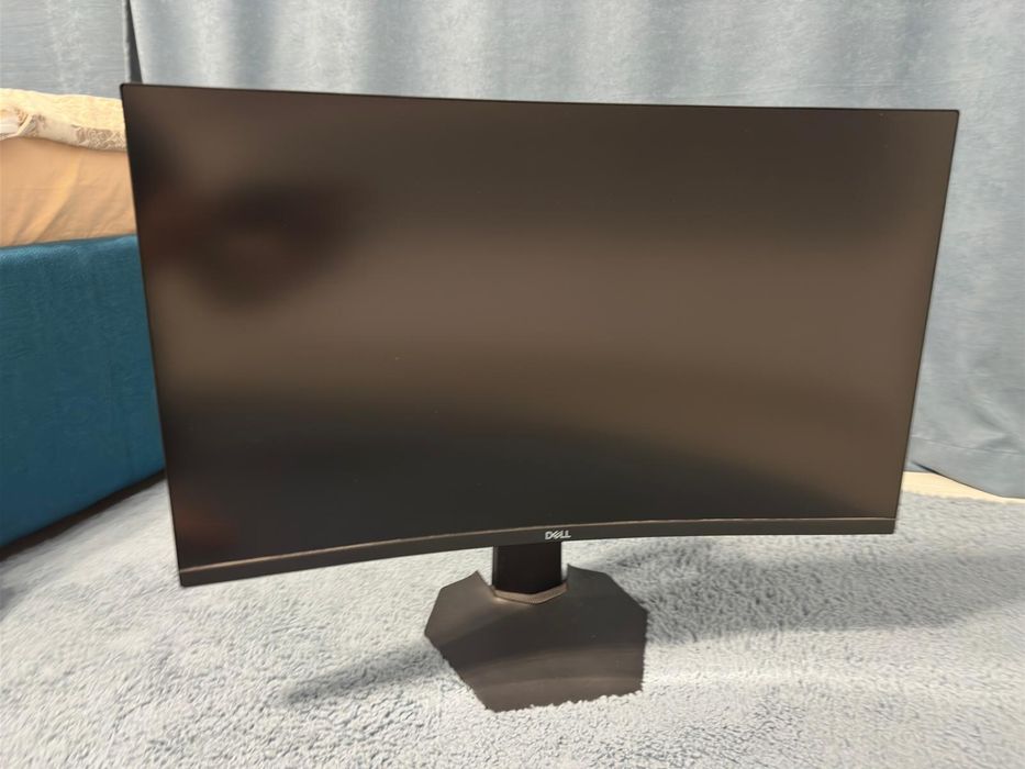 Monitor dell curbat s2721hgf 144 hz g sync freesync 27 inch