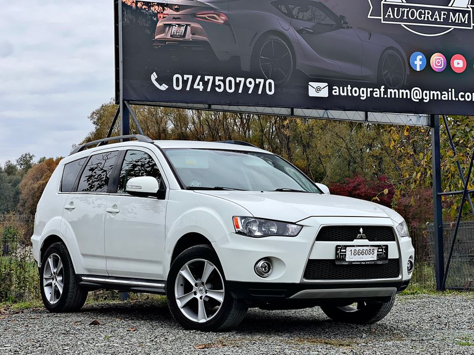 Mitsubishi Outlander / 2012 / 4x4 / 4WD