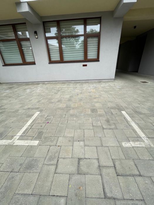 Apartament 3 camere de vânzare