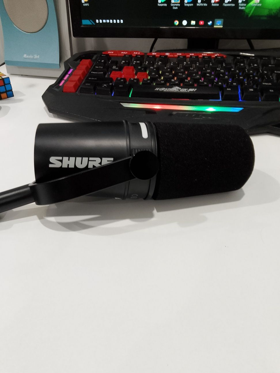 Микрофон shure mv7+