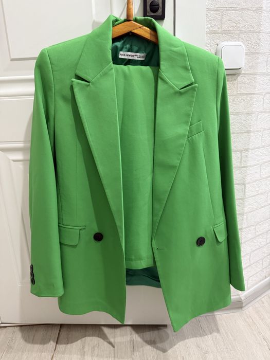 Продам костюм турецкии за 10 тысяч тг