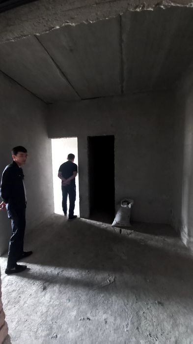 Сергели квартира 1  комната 3 этаж коробка