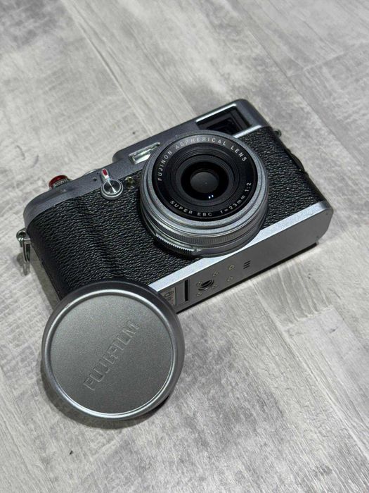 Фотоапарат Fujifilm X100 Classic