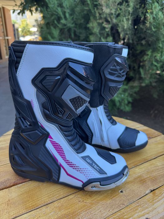 Ботуши за мотор 40