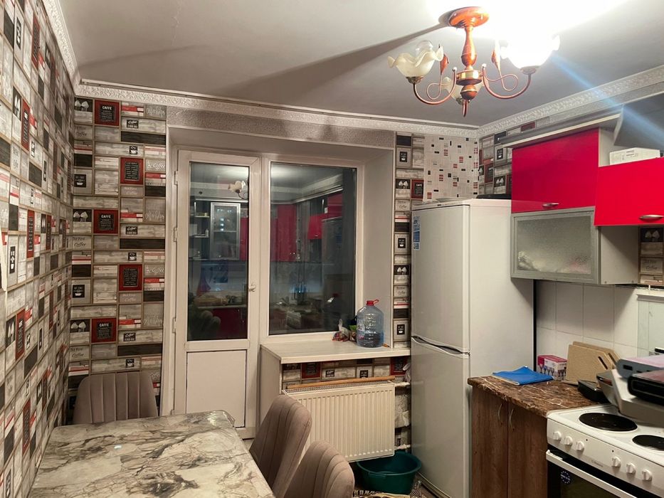 Продам 2-комнатную улучшенную квартиру !Ворушина 6/1