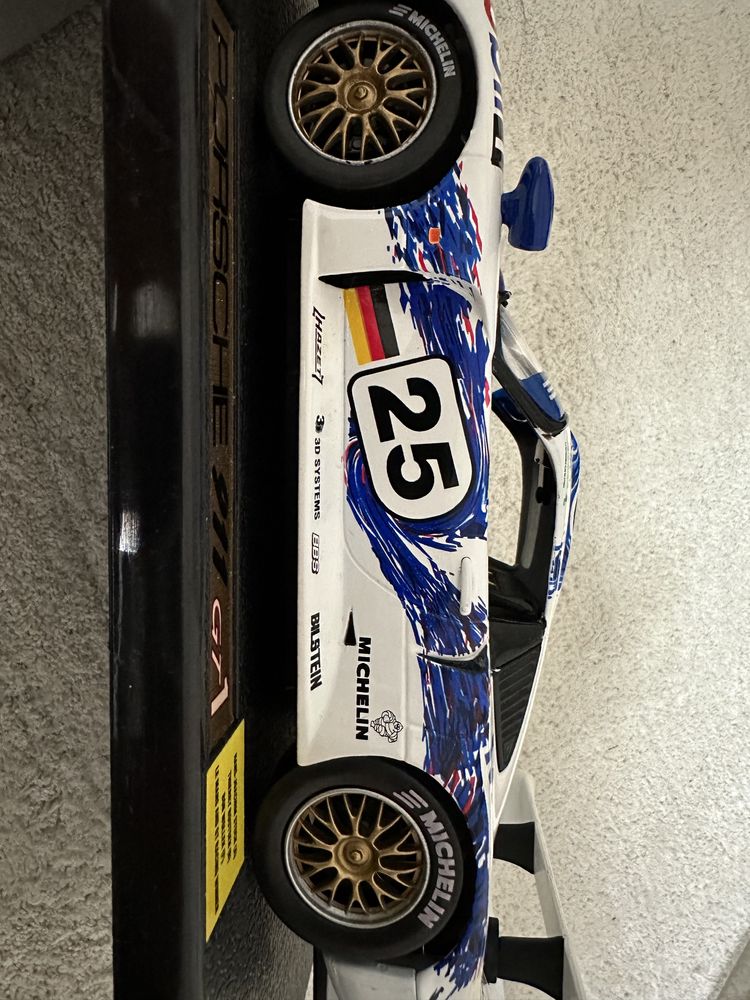 ANSON 1/18 - 30322-W PORSCHE 911 GT1 - LE MANS 1996 #25