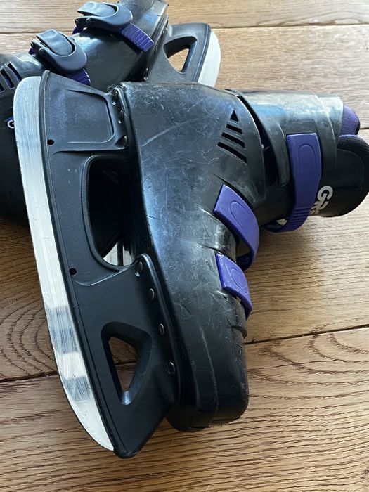 Patine great aproximativ nr 37/38 -