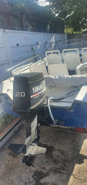 Barca cu motor plus peridoc