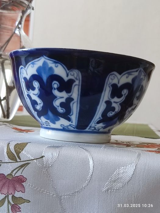 Кесе, пиалки кобальтовые. Тарелки. Хрусталь