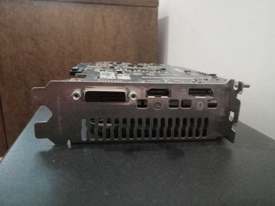 Asus GTX 1650 Phoenix OC 4gb (gddr6)