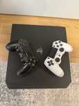 PS4 Pro 1Tb 2 controllere