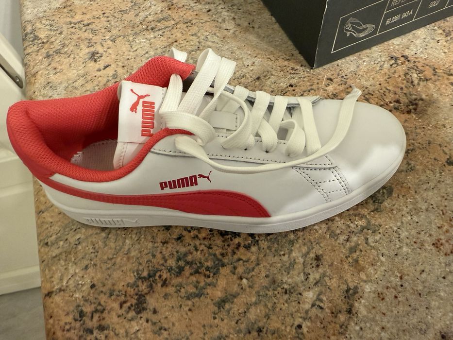 Adidasi puma NOI