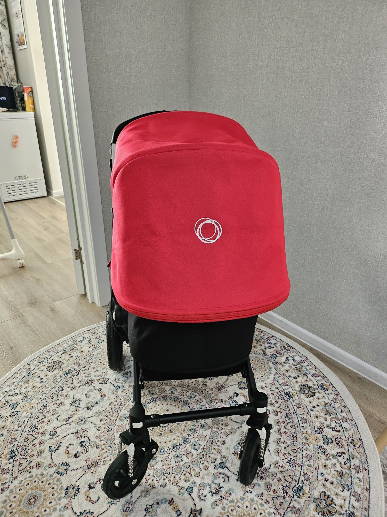 Продам коляску 2 в 1. Фирмы
