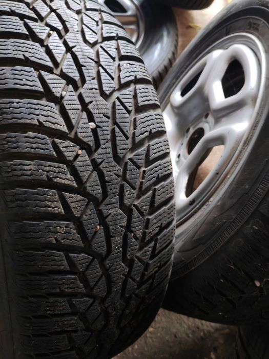 roti originale Dacia Duster NOKIAN HAKKAPELIITTA   215/65 R16 iarna