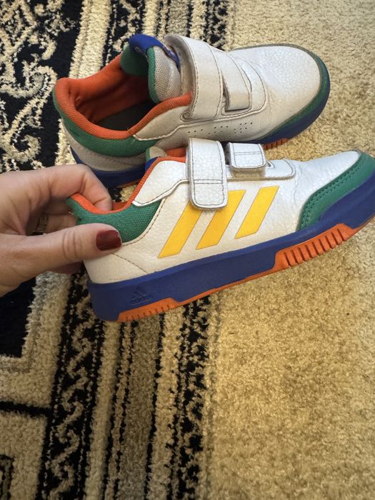 Adidasi marimea 29 -30 originali
