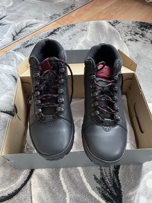 Vand ghete New Balance