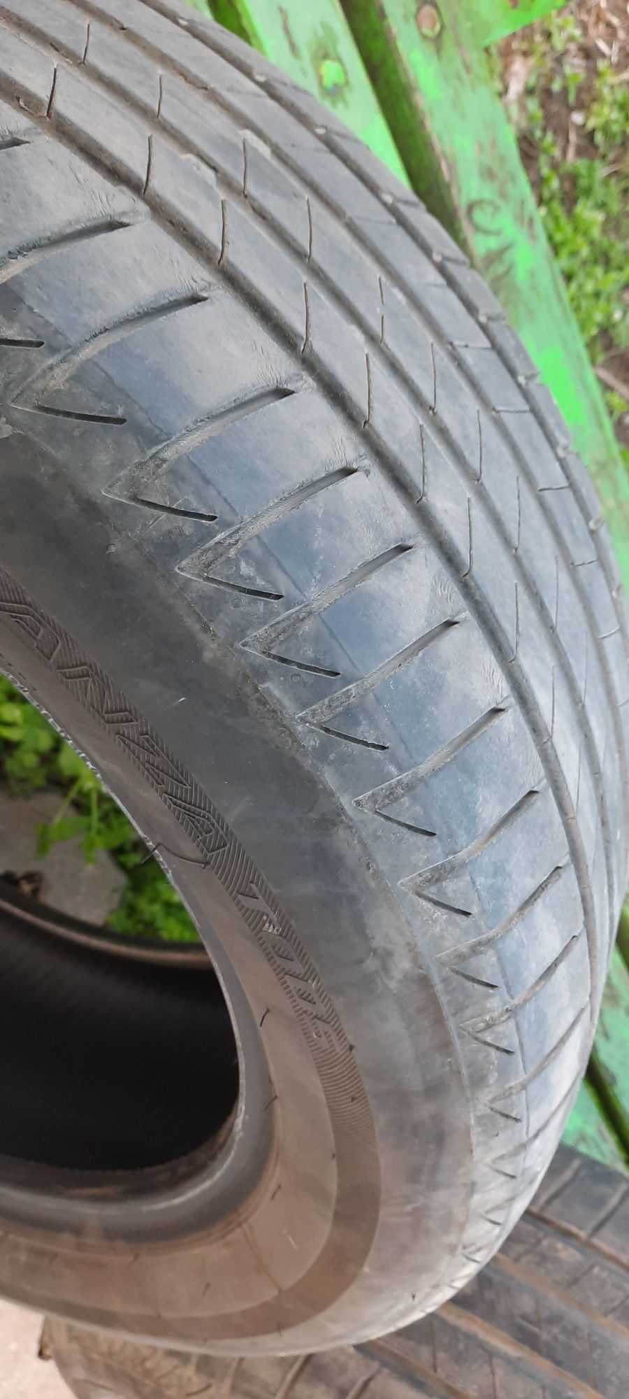 Летни гуми 225 55 17 Bridgestone DOT 18, 19 и 20 (2бр.) БАРТЕР ЗА 18ки