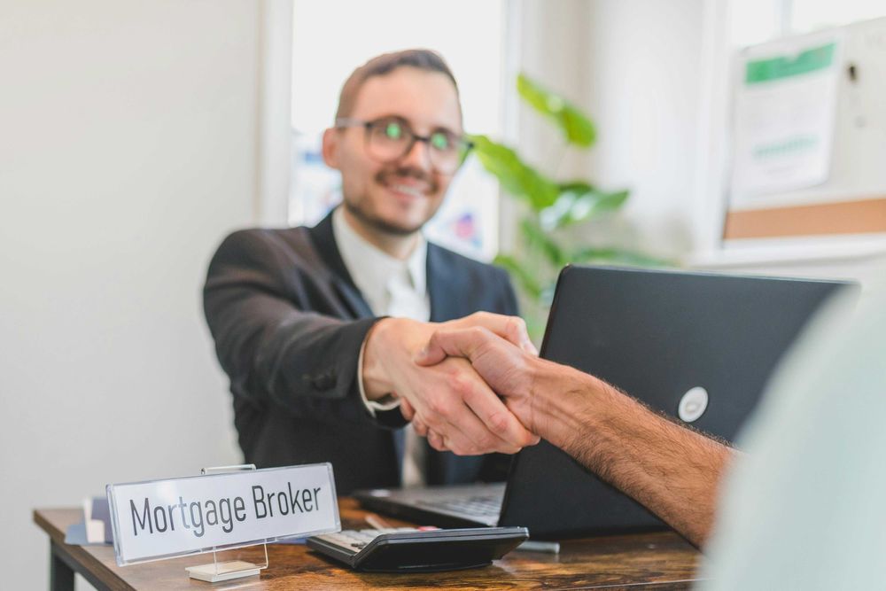 Broker Afaceri și M & A