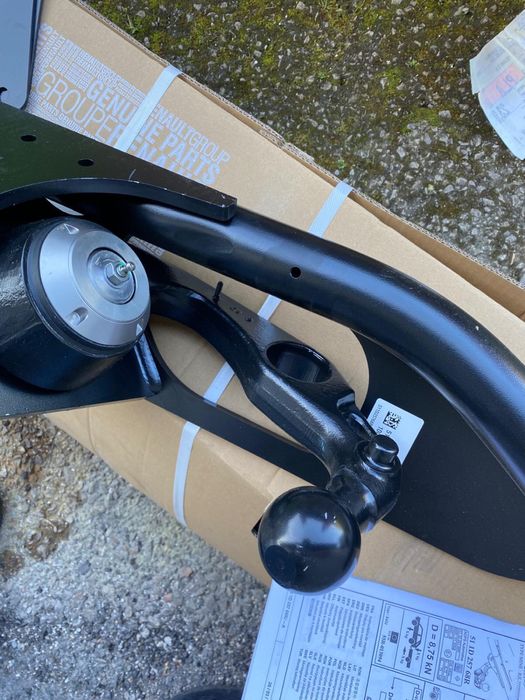 Carlig Remorca electric Renault Arkana original