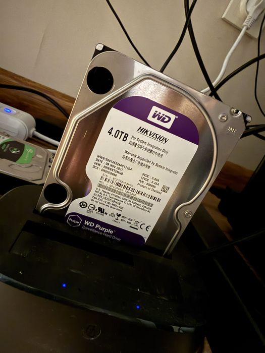 Жесткий диск Western Digital Purple 4tb