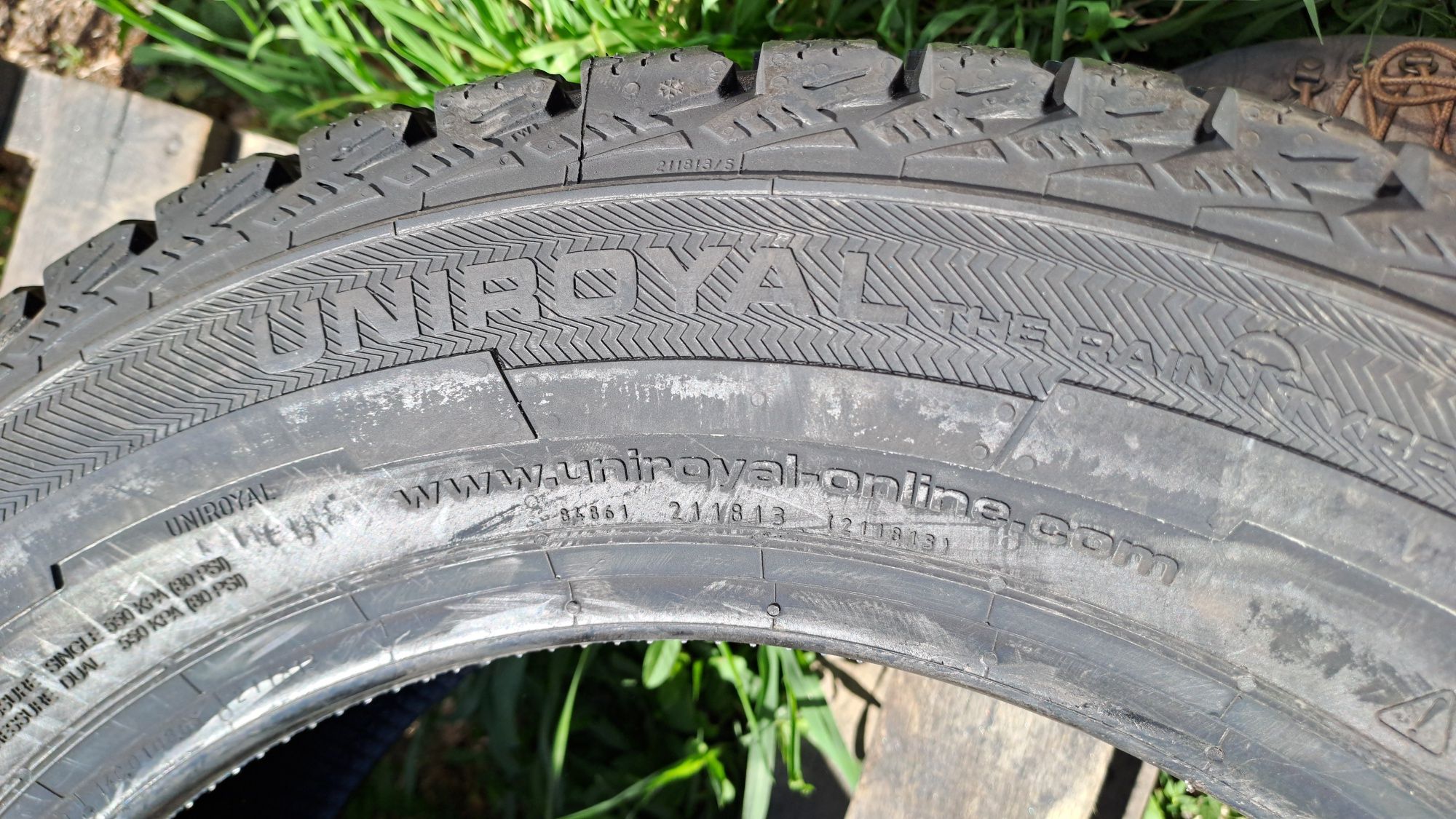 1бр. Нова 195/65/16C Uniroyal Snow MAX 2, Бусова
