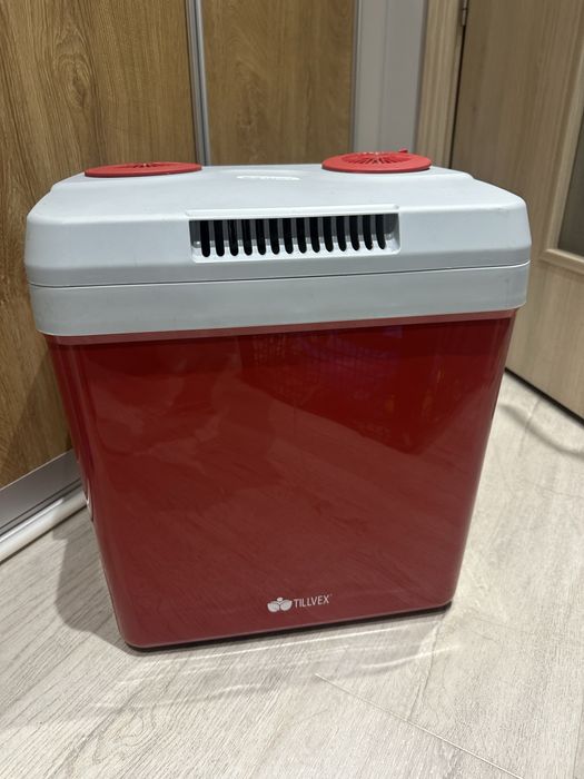 Хладилнa чанта Tillvex - , 32л, 12V-220V студено
