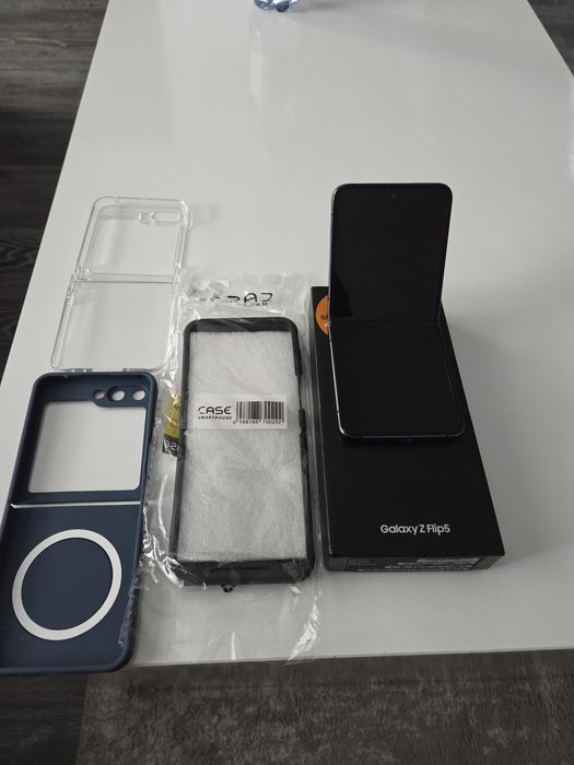 Samsung  Galaxi -Z Flip 5