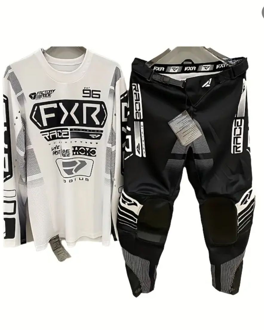 Echipament motocross  FXR