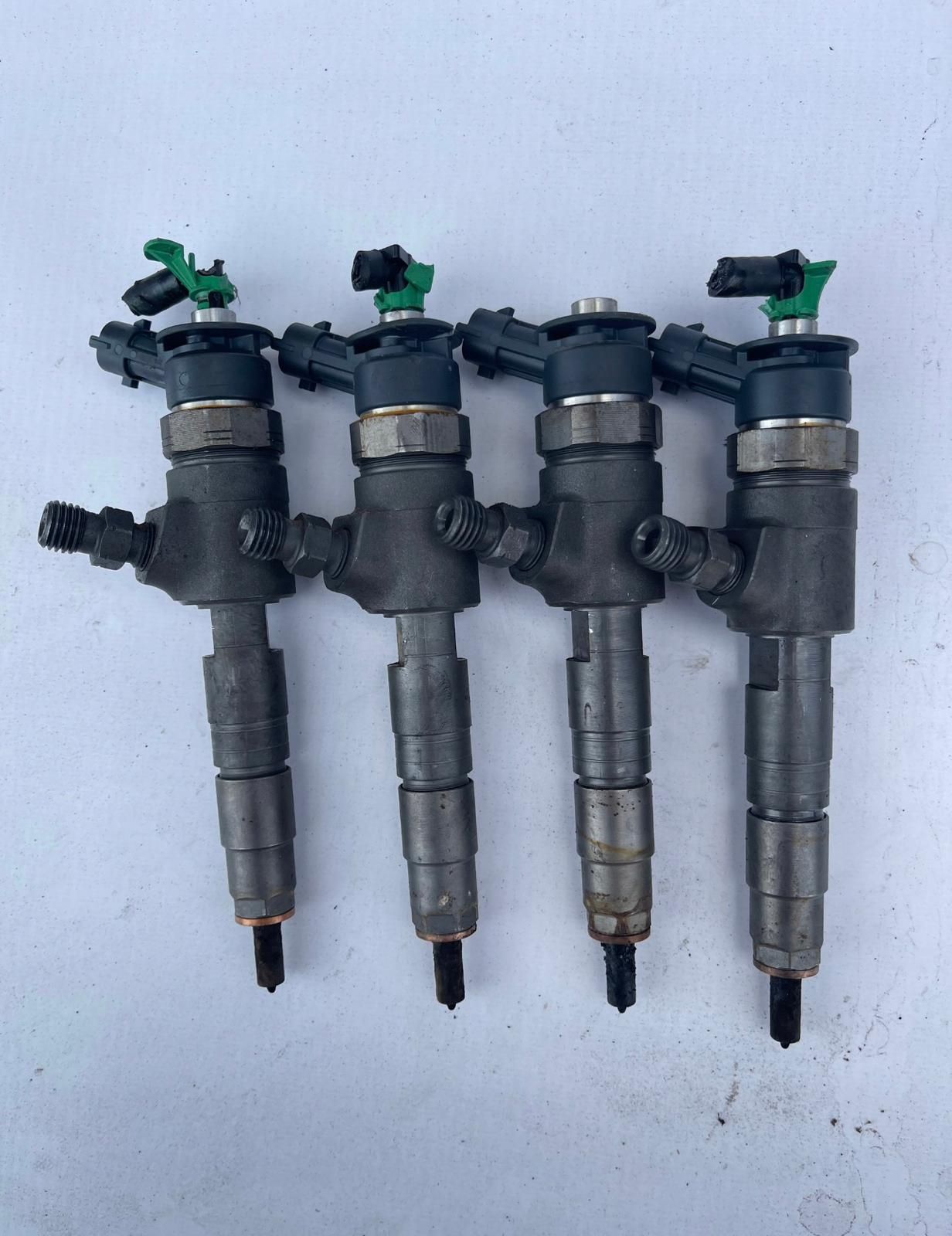 Injector Peugeot 308 1.6 HDI 0445110340