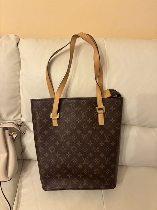 Дамски чанти по 20 лв. всяка