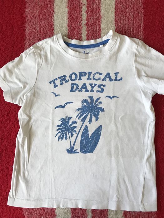 Tricouri copii nr 98/104 (5 bucati) si 2 gecute