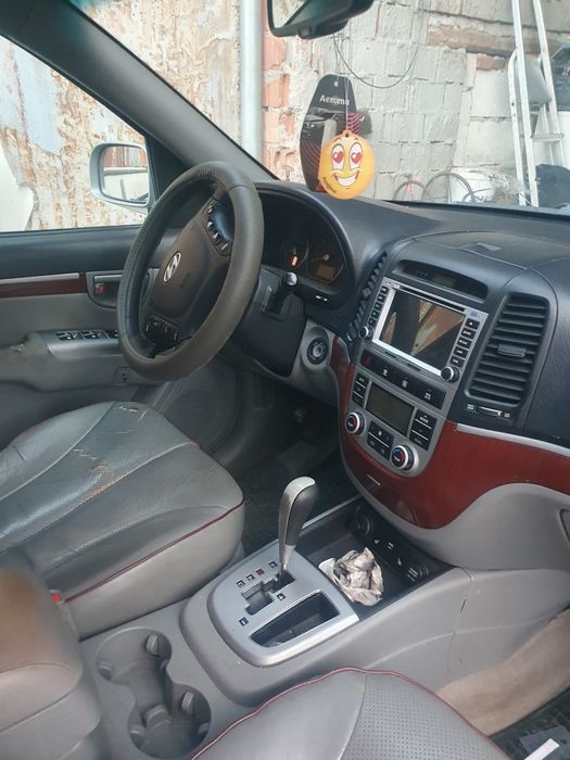 Vând hyundai santa fe