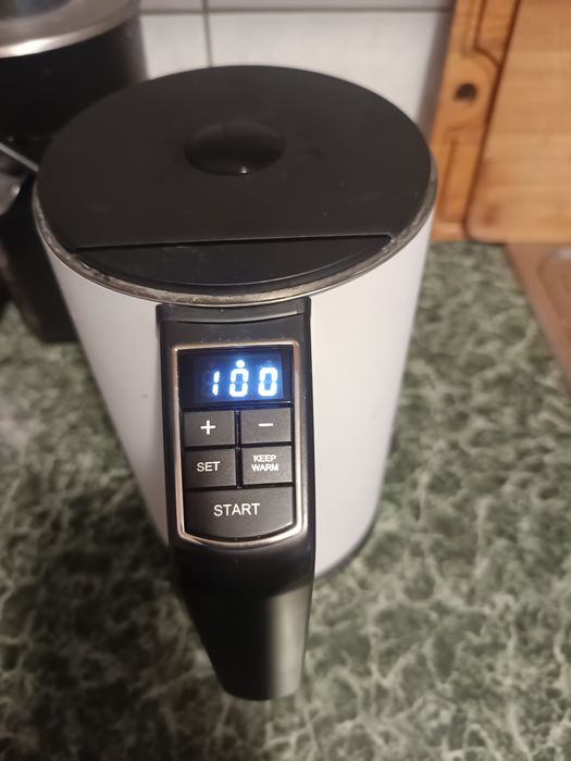 Електрическа кана ARENDO