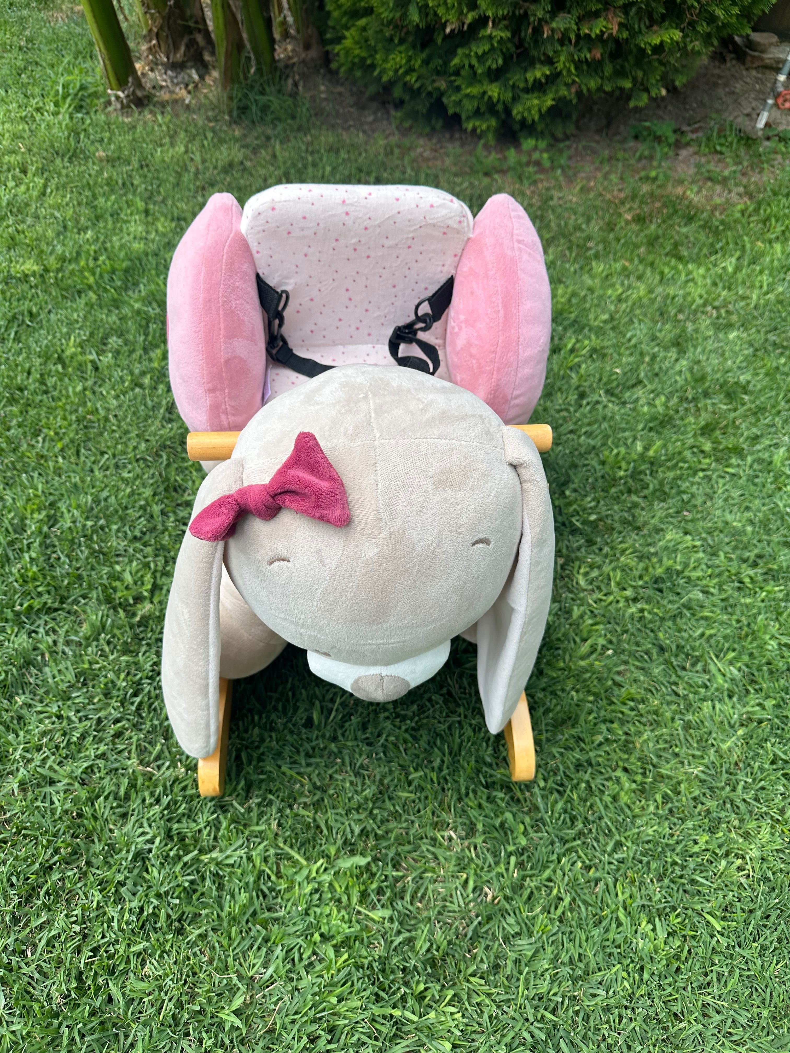 Столче-люлка Rocking Toy Bunny Sasha and Pauline