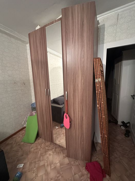 Срочно Продам шкаф и комод.