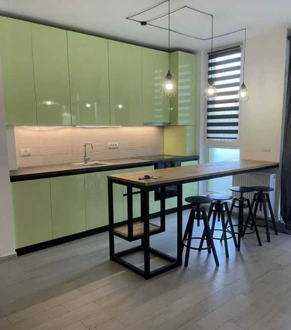 Дава се под наем Двустаен апартамент в Пловдив, Гагарин - 65 кв.м за 204 € - Снимка #1