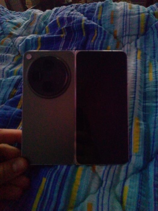 OnePlus Open 16 GB RAM 64 MP camera, pliabil
