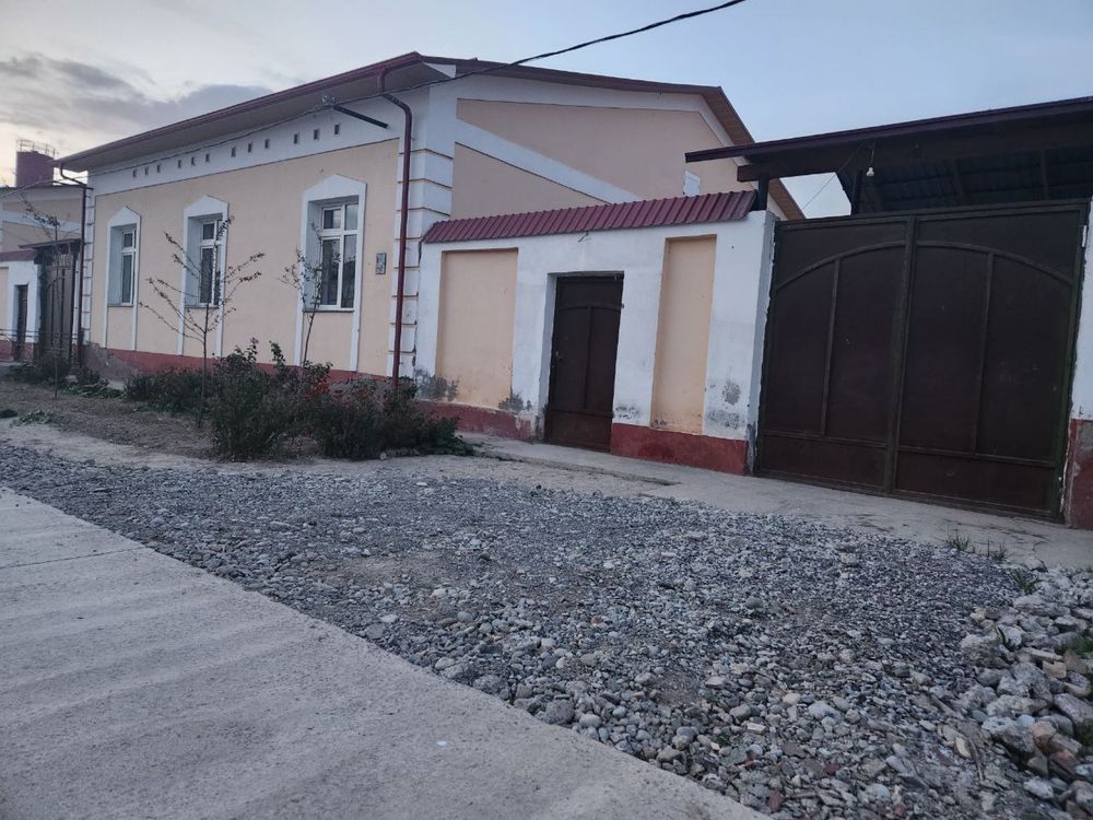 Kottedj sotiladi. 50.000$ (yana kelishiladi)
